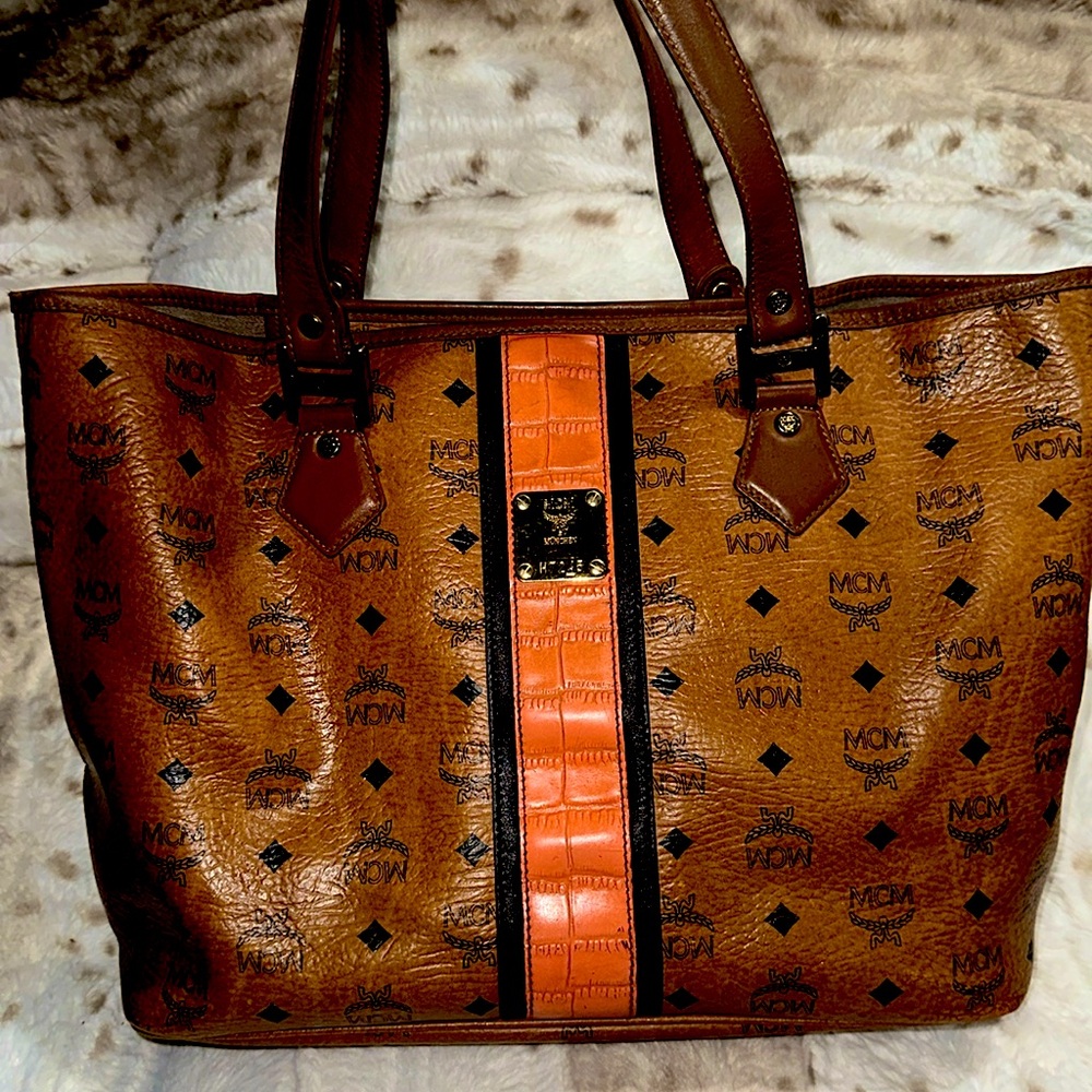 Mcm Authentic Tote - image 1